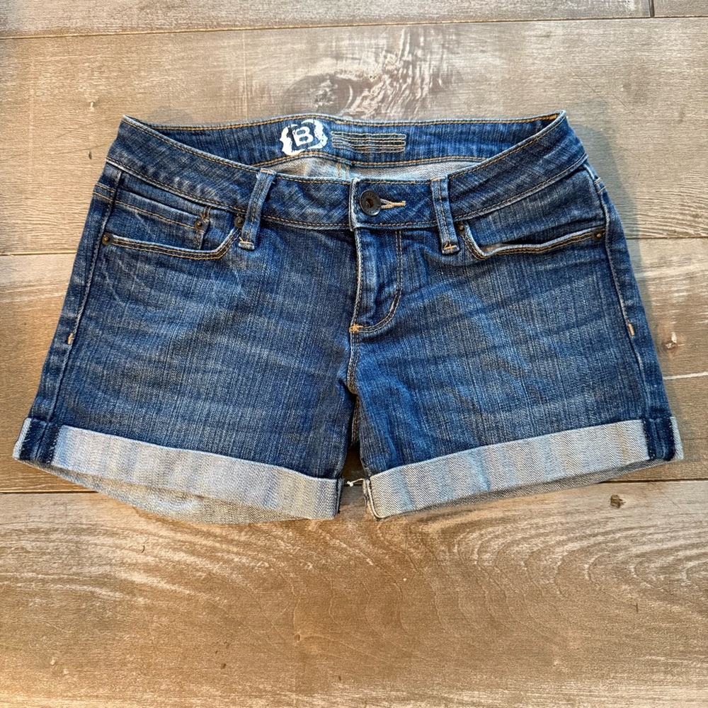 Bullhead Women's Blue Denim Shorts